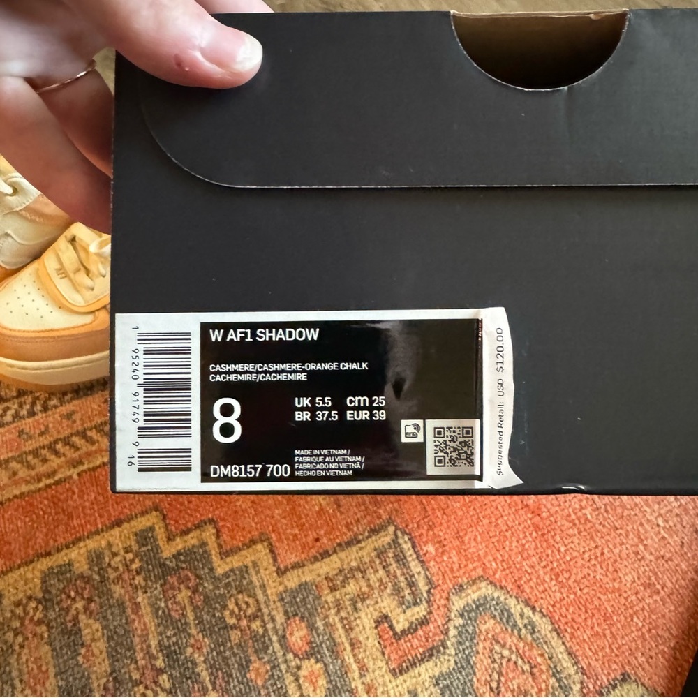 Nike AF1 - Picture 5 of 9